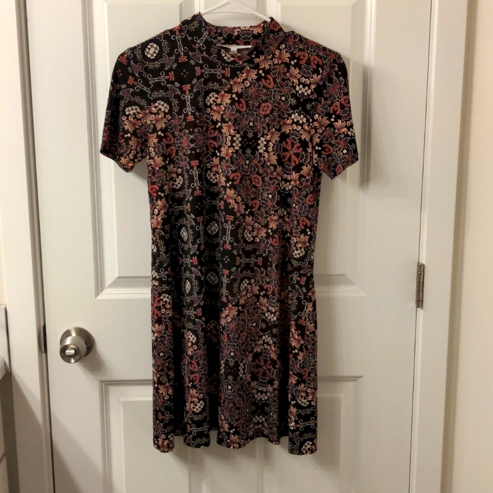 BCBGeneration mini black patterned dress